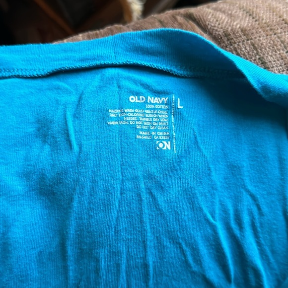 Old Navy Size Large Bright Blue Short Sleeve Tee - Picture 3 of 3